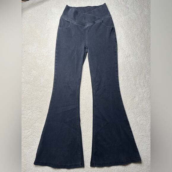 HALARA Dark Gray Flare Pants - Picture 3 of 7